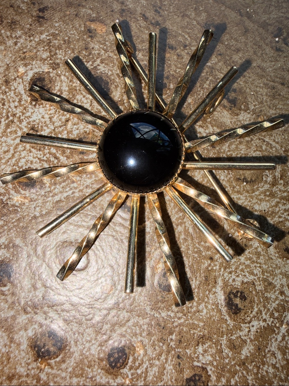 Vtg. Cassell 12k GF Onyx Sunburst Pendant/Brooch Signed